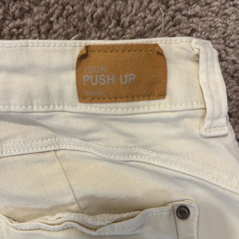 Bershka Cream Women's Jeans - Picture 5 of 5